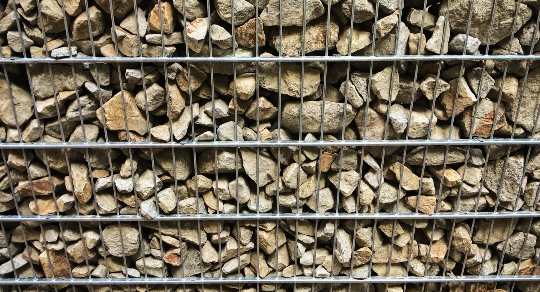 Крупная каменная фракция для строительных и дренажных задач