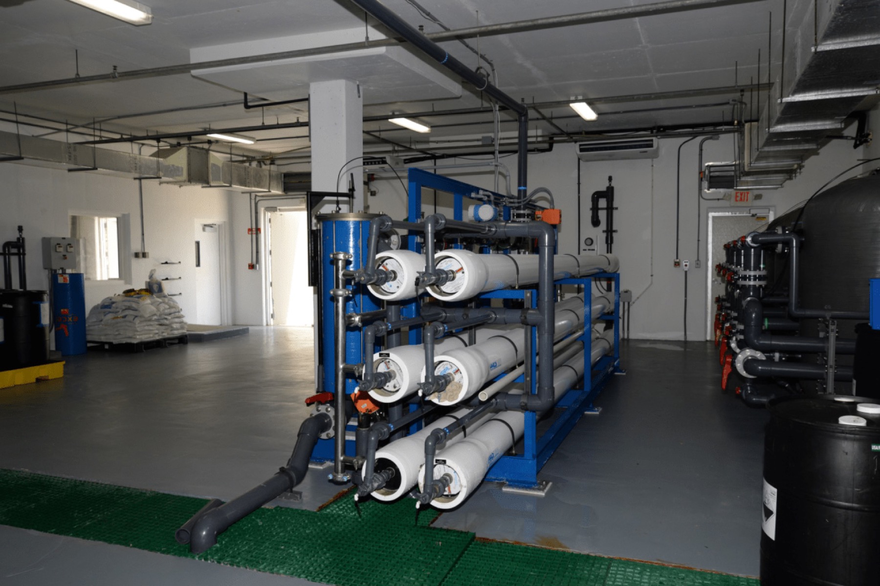 Промышленная система фильтрации воды